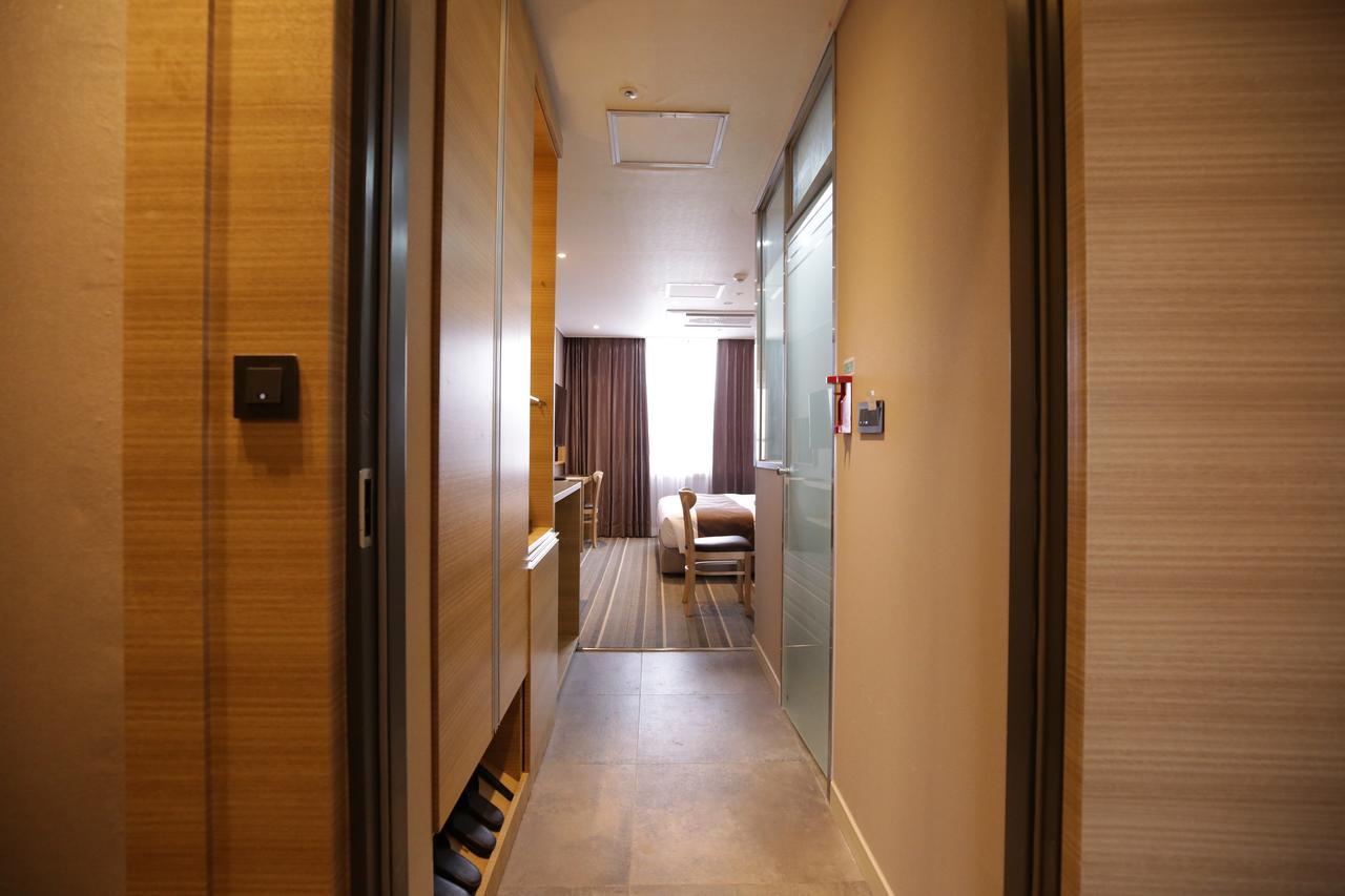 Honors Hotel Hwaseong Extérieur photo