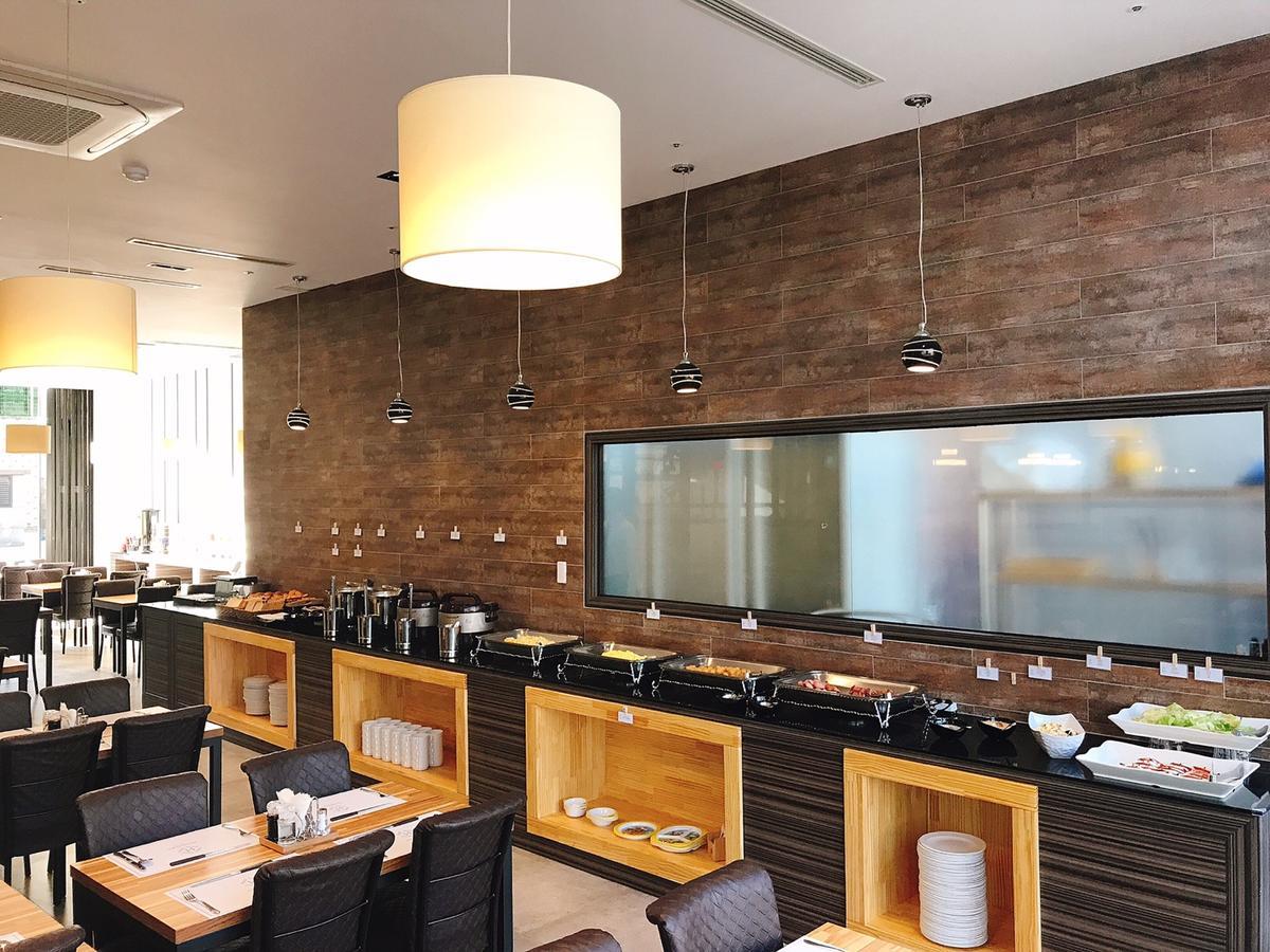 Honors Hotel Hwaseong Extérieur photo
